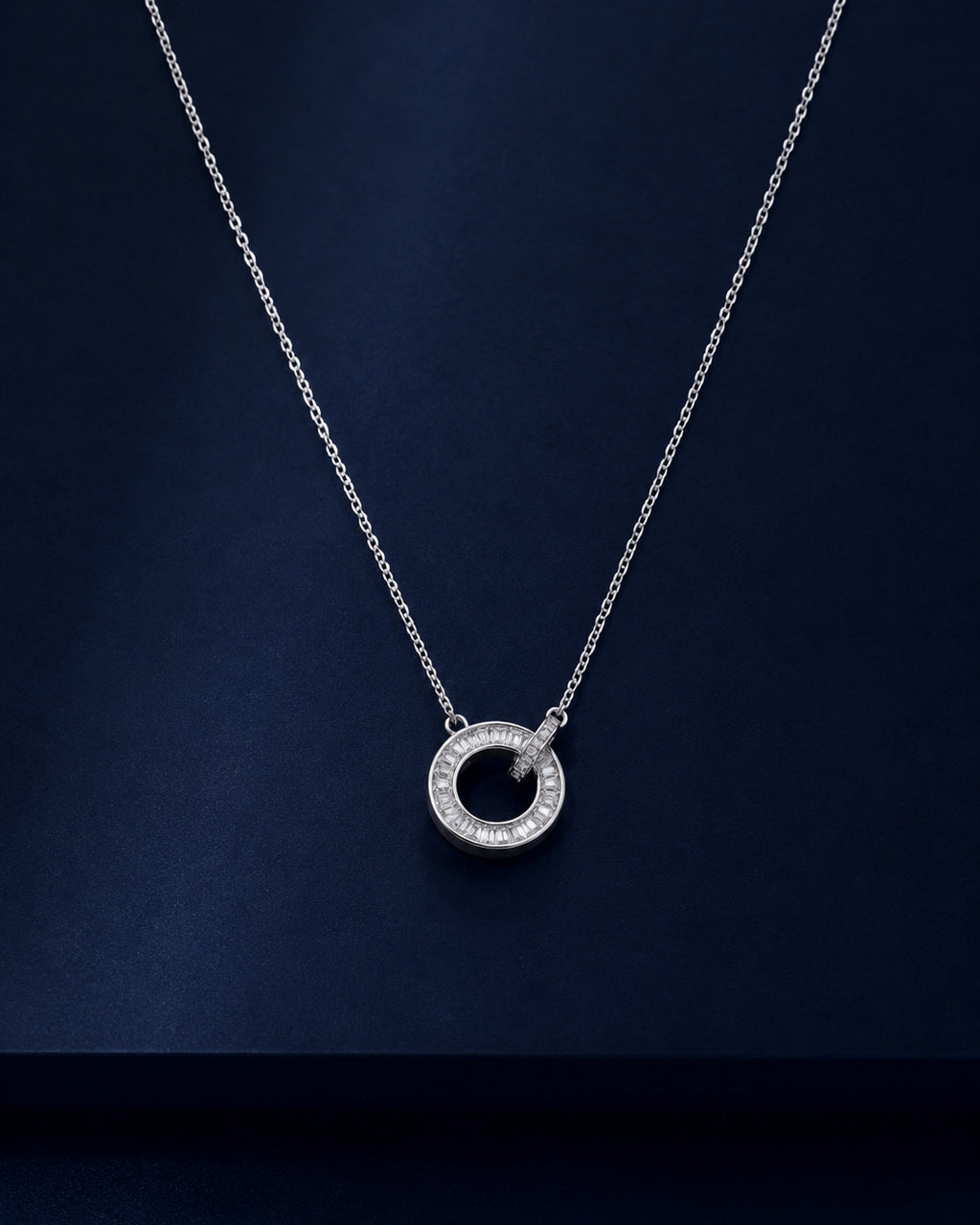 PEHRO 925 Sterling Silver Circle Pendant Necklace