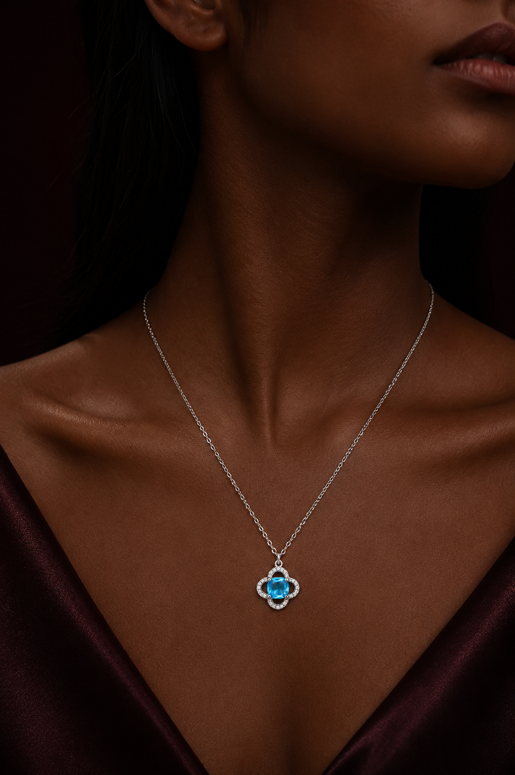 925 Sterling Silver Blue Clover Pendant Necklace