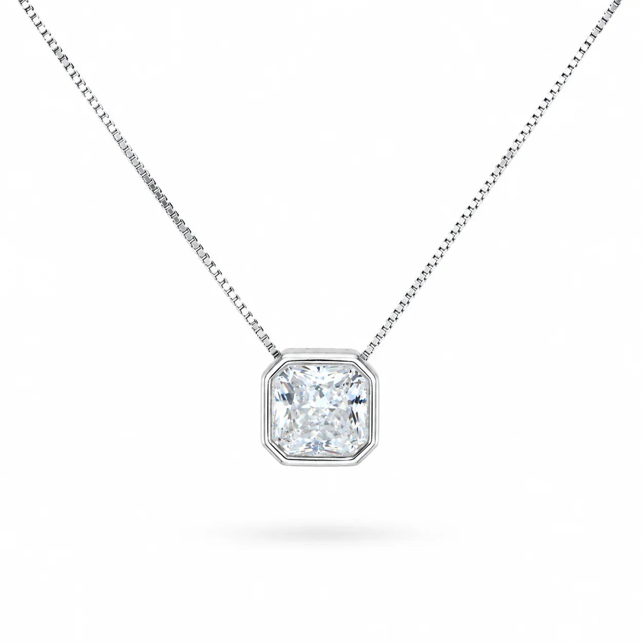 925 Sterling Silver Nova Solitaire Pendant