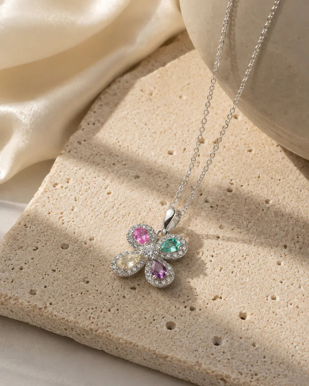 925 Sterling Silver Prism Bloom Pendant Necklace