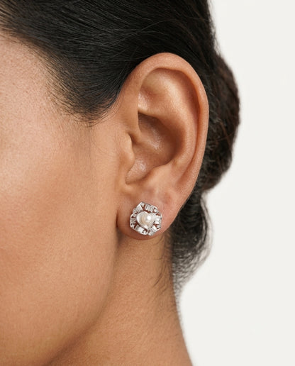 925 Sterling Silver Pearl Heart Stud Earrings