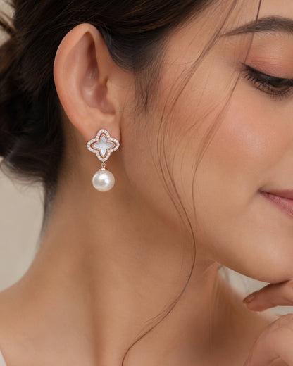 925 Sterling Silver Flutter Pearl Stud Earrings
