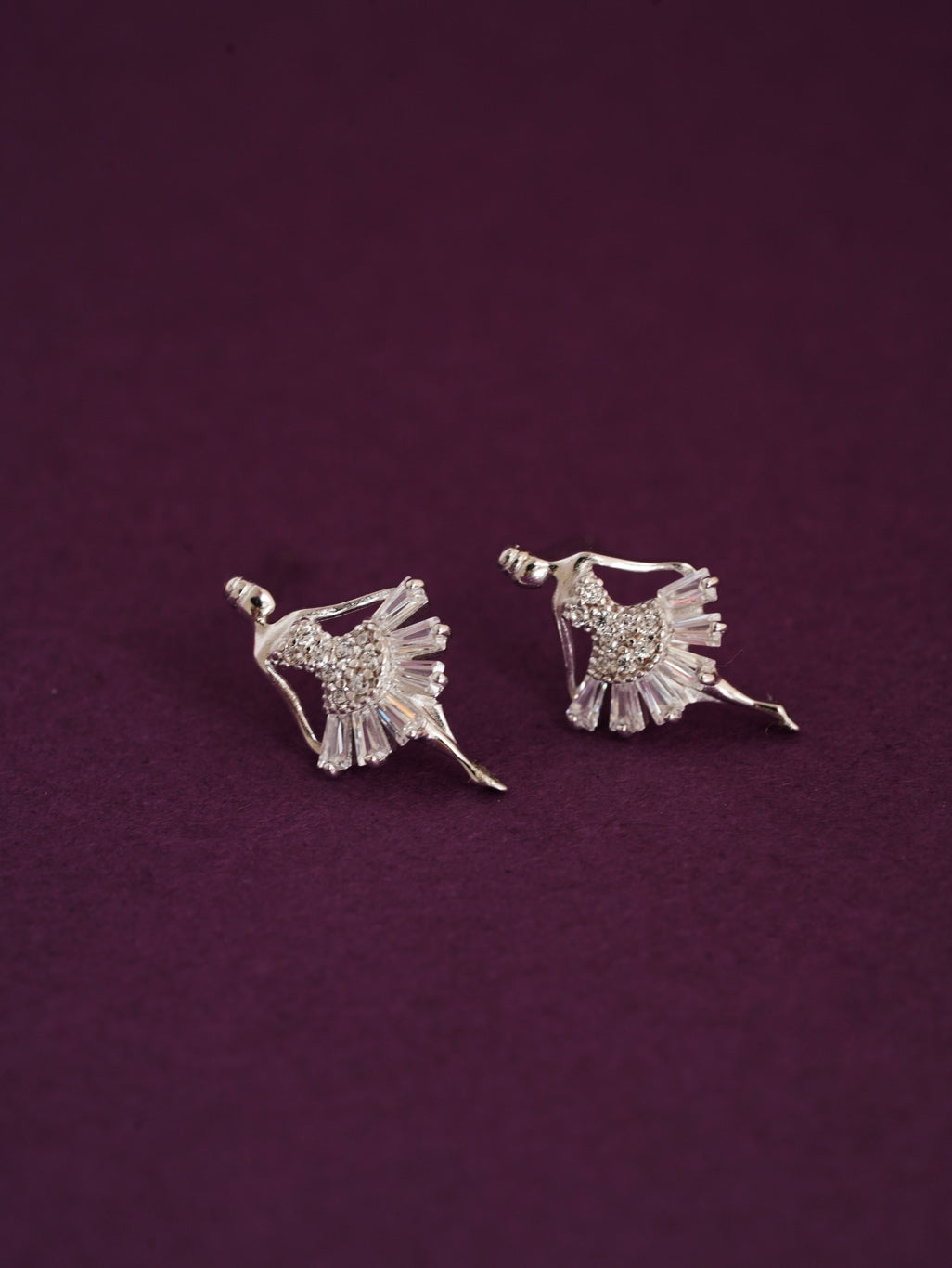 925 Sterling Silver Etoile Ballerina Stud Earrings