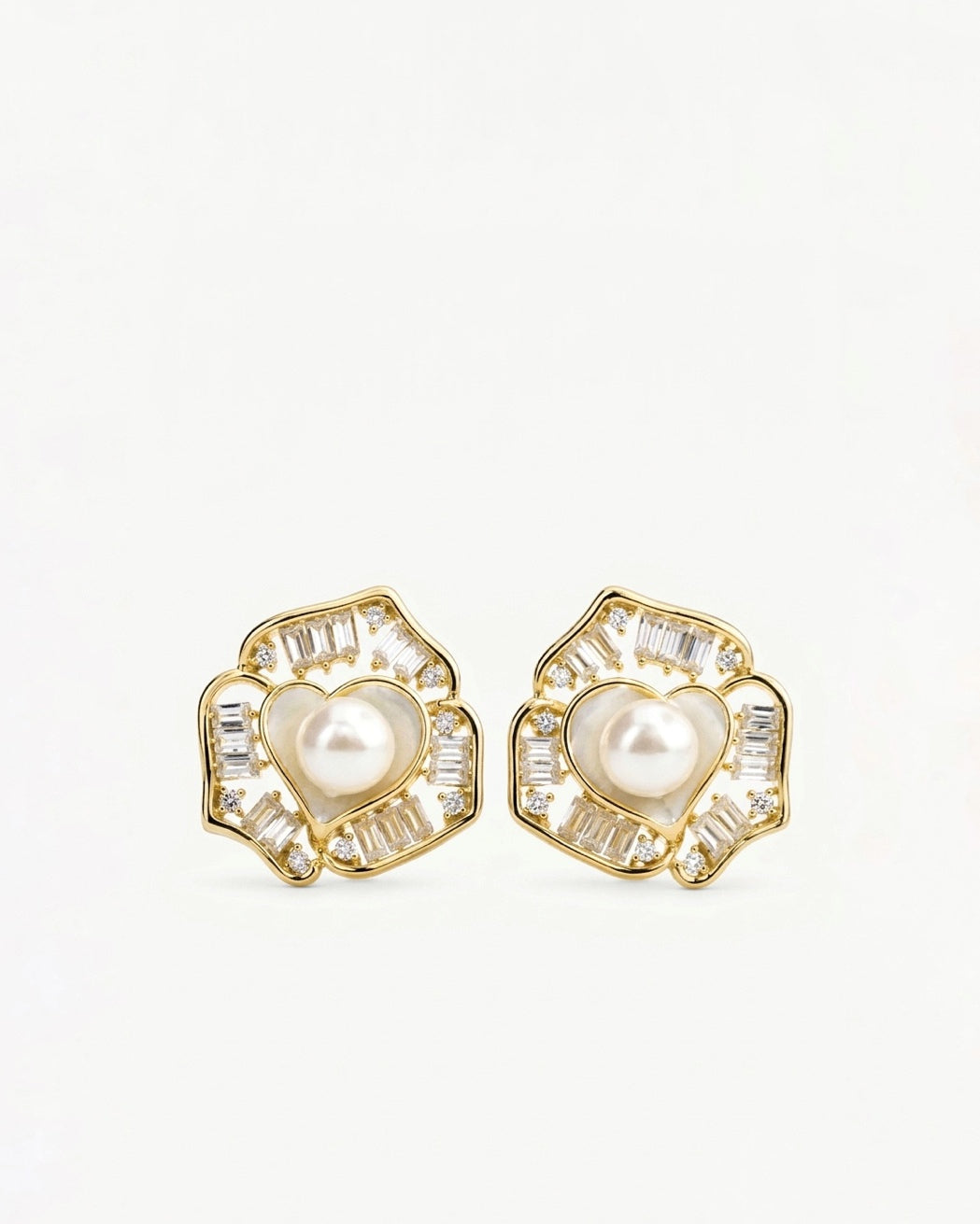 925 Sterling Silver Pearl Heart Stud Earrings
