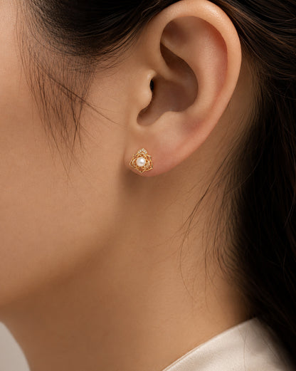 925 Sterling Silver Rosette Pearl Stud Earrings