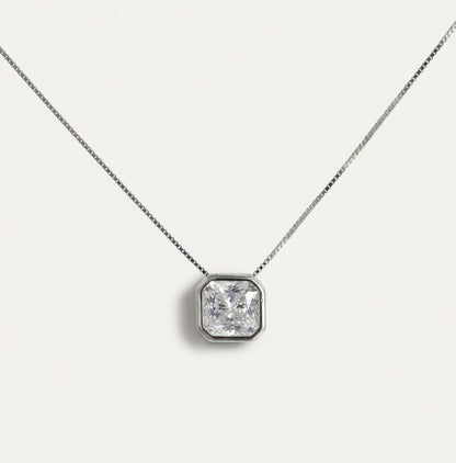 925 Sterling Silver Nova Solitaire Pendant